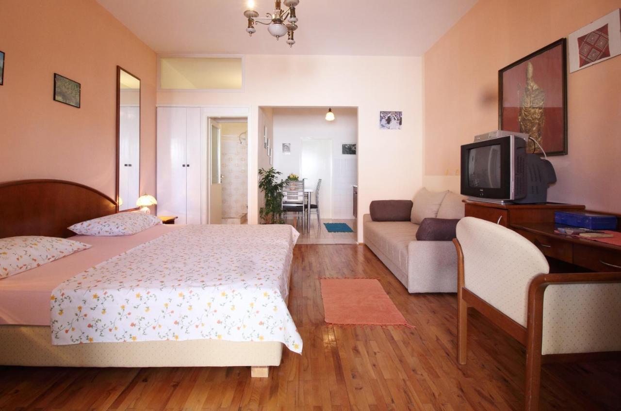 Apartments Magda ซัฟทัท ภายนอก รูปภาพ